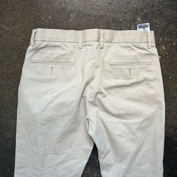 Dockers Slim Fit Man’s Pants Flat Front Khaki Size 32x28.5 Very Stained - Picture 2 of 14